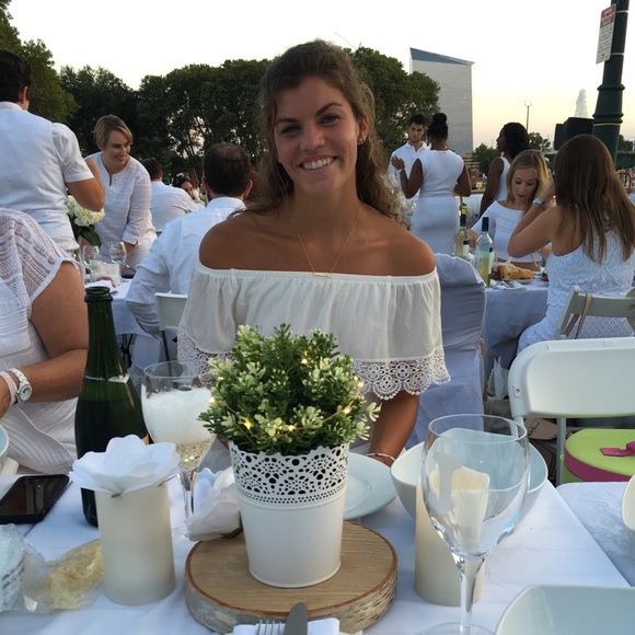 Meet your Posher, Haley - Picture 1 of 1